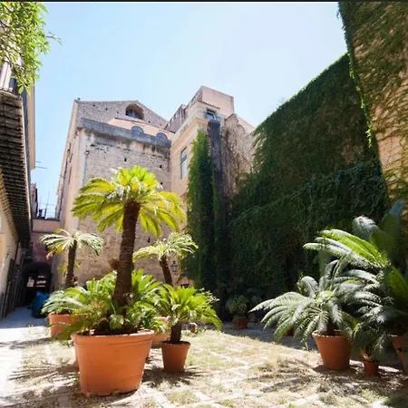Palazzo Artale Holiday Homes Holiday home Palermo