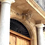 Palazzo Artale Holiday Homes * Palermo