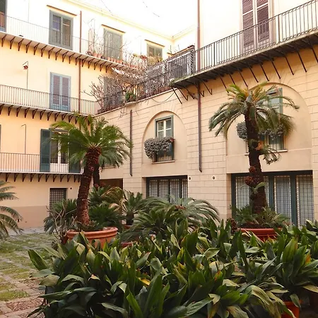 Feriehus Palazzo Artale Holiday Homes *
